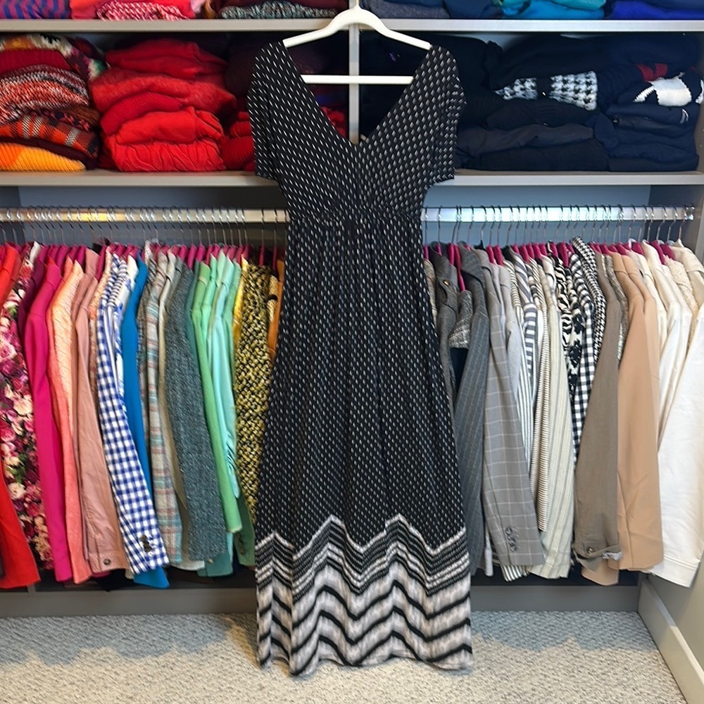 Soma black/white print v neck v back elastic waistband maxi dress size XS